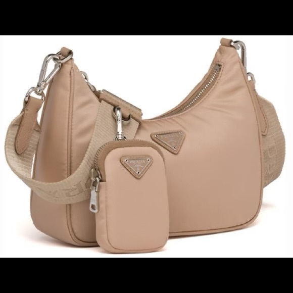‼️ SOLD ‼️Prada re-edition nylon cross body bag - Picture 12 of 15